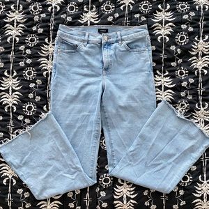 Express Stretch Wide Leg Jeans